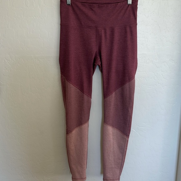Old Navy Pants - Old Navy pink color block athletic pant size L